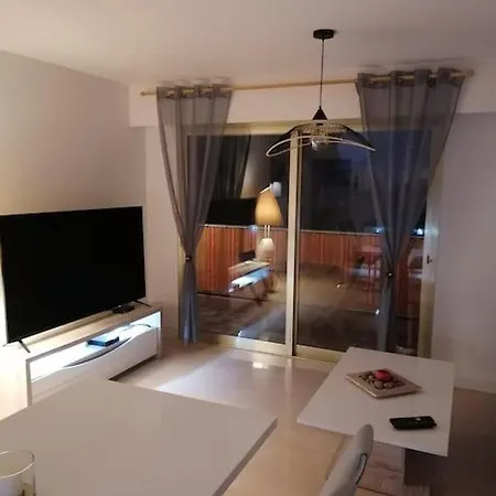 Avec Piscine De Copropriete